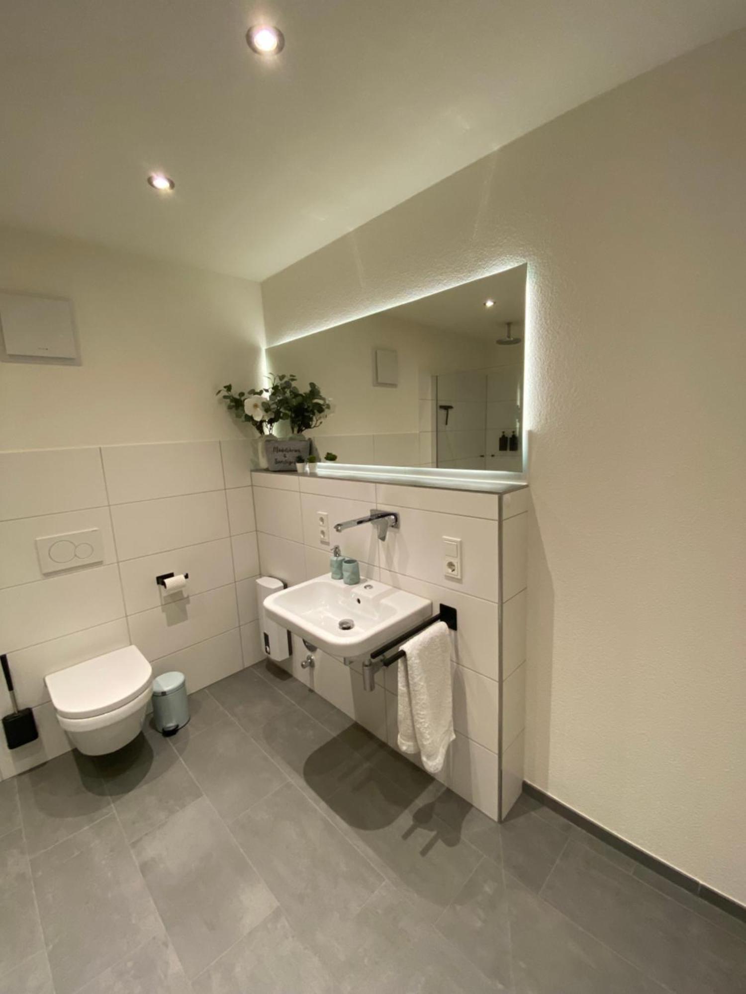 Neu!!! Ferienwohnung Mosel 106,5 Traben-Trarbach Exterior foto